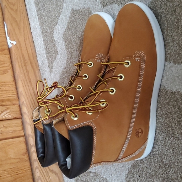 EUC!  Timberland Earthkeepers - Picture 7 of 13